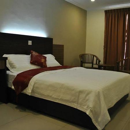 Hotel 18 Carat Malacca Екстер'єр фото