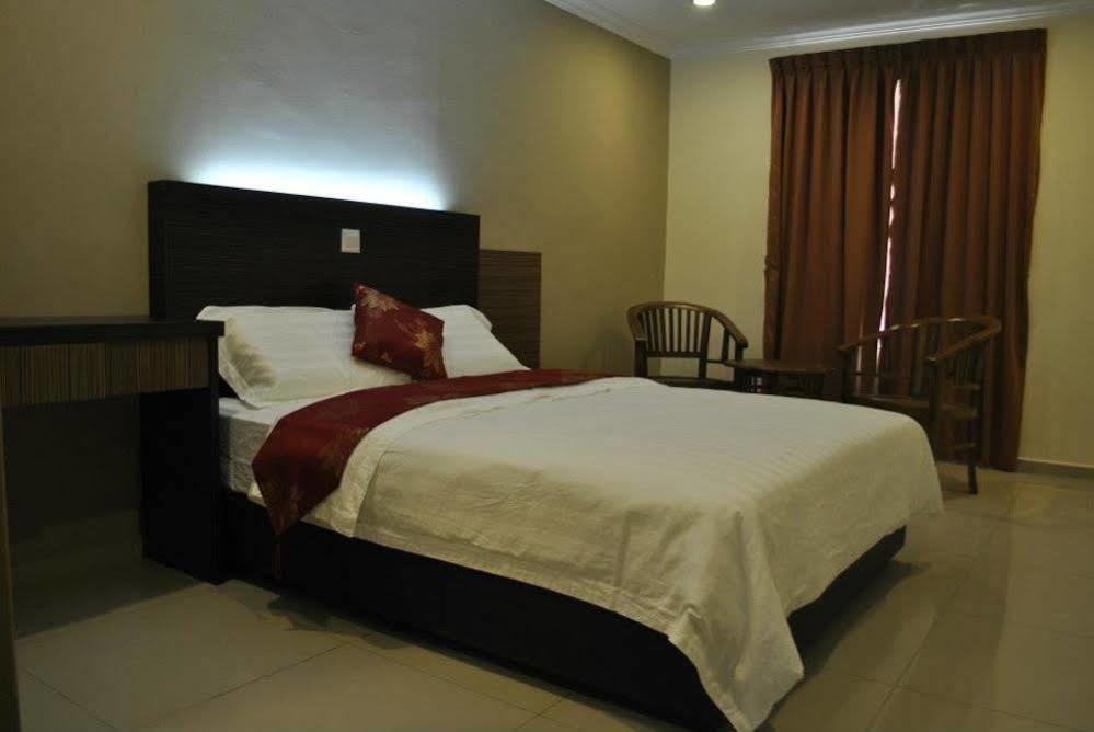 Hotel 18 Carat Malacca Екстер'єр фото